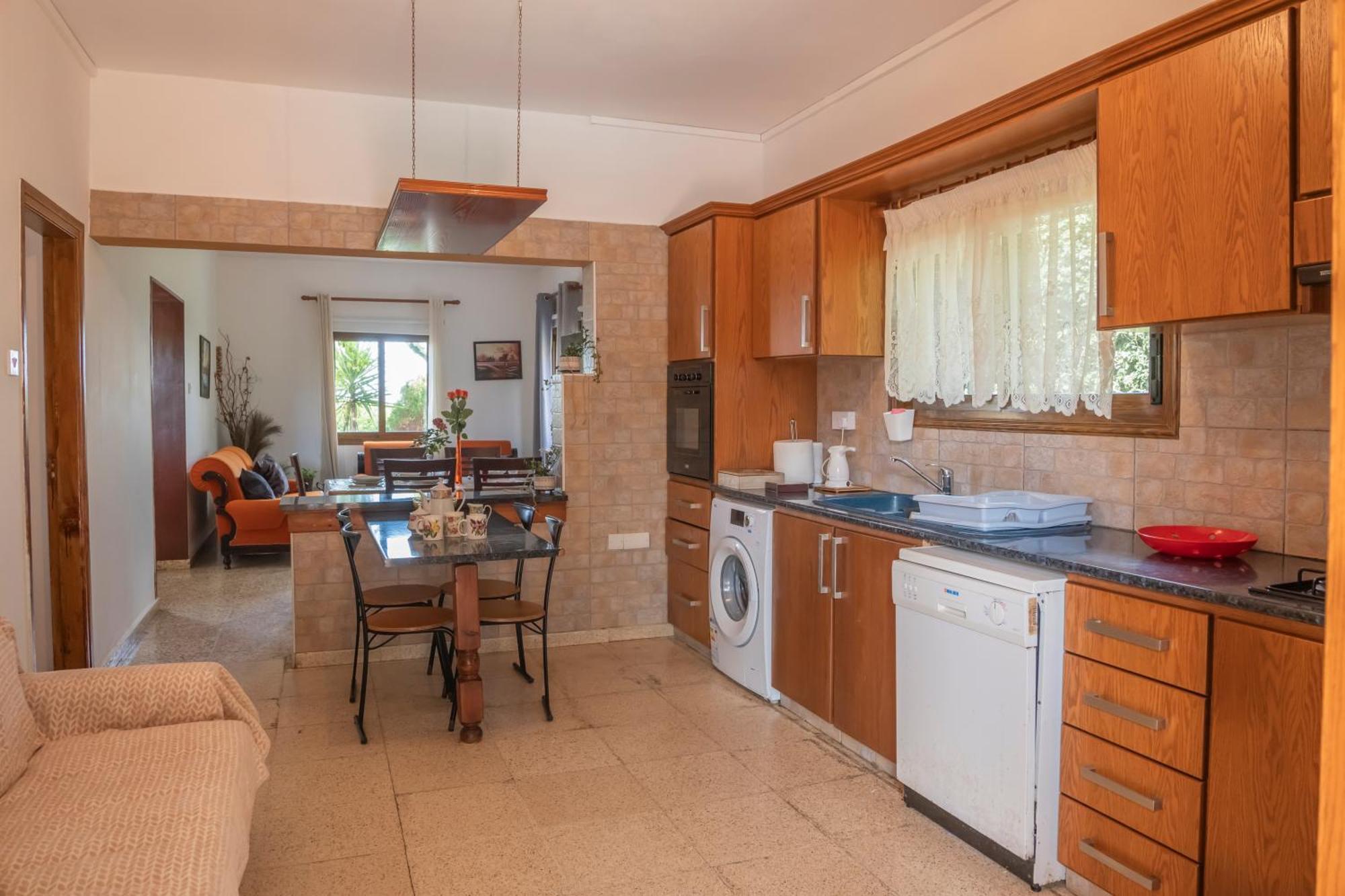Villa Spiti Damianos Beachfront Pomos